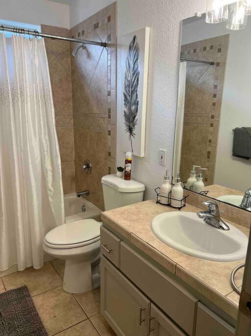 Spacious Getaway! Pool, Spa, Sleeps 9 Lake Havasu City Ngoại thất bức ảnh