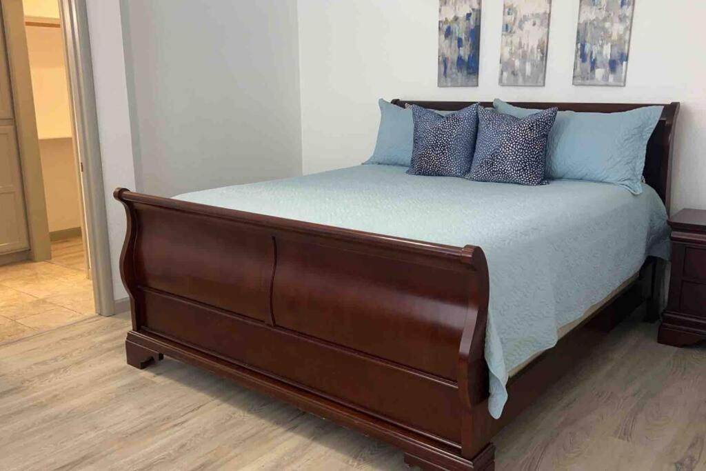 Spacious Getaway! Pool, Spa, Sleeps 9 Lake Havasu City Ngoại thất bức ảnh