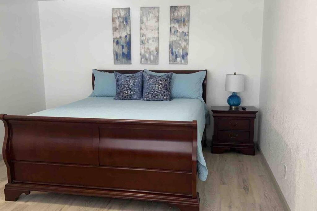 Spacious Getaway! Pool, Spa, Sleeps 9 Lake Havasu City Ngoại thất bức ảnh